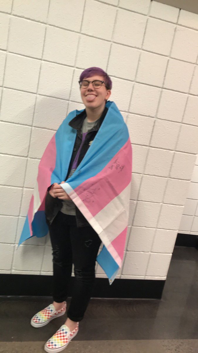 standtallash's tweet photo. #colliscomeback hi im ash im 17 and gay and trans and ace ive stanned coll for a hella long time and i love her and miss her and wouldn't be here without her so welcome back coll here are some recycled photos (the first one is the time i was shirtless in public at a 5sos concert) https://t.co/yMdPcuHVdu
