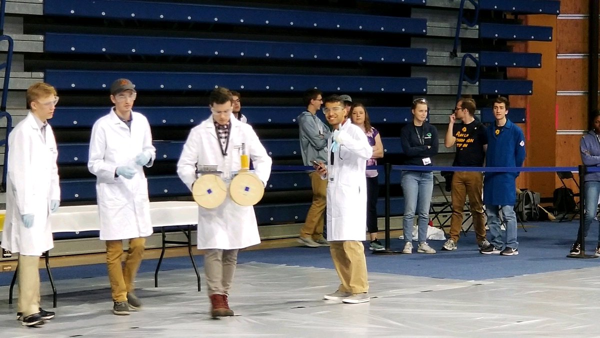 Look at our car team in action at our Regional Conference in Toledo! #AIChE