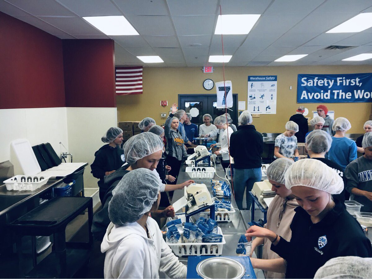 thank you to all our athletes for spending their morning at feed my starving children! looking forward to a great season ‼️@fmsc_org