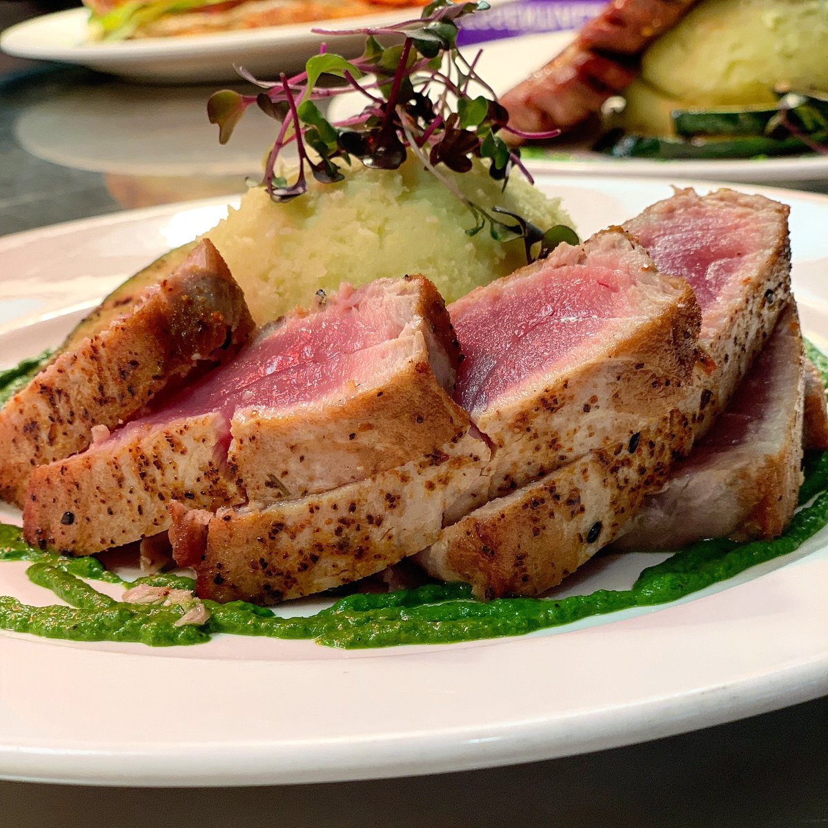 Wine Dive + Kitchen tweet media