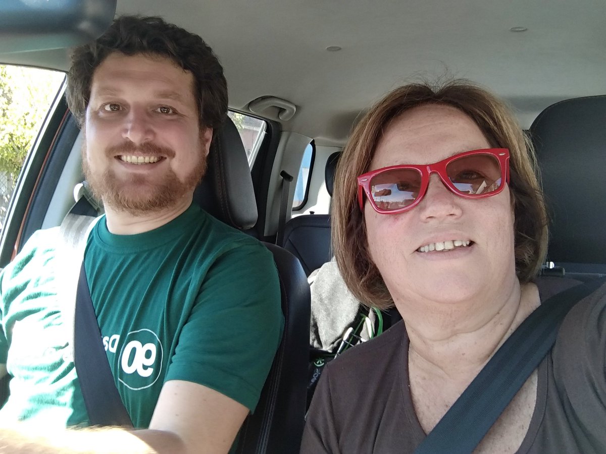 EsMonicaFA's tweet photo. Rumbo a 33 con @juanfermanfredi con el #NuevoImpulso #AhoraDaniel por el #4FA https://t.co/uDXNhqDIyx