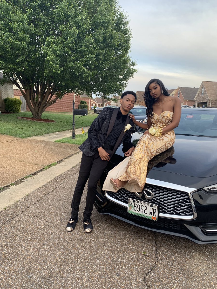 Payt00's tweet photo. Just like this coupe,she gone ride till infinity #raisingHell   #sendemstr8tohell @maiaemarii https://t.co/bU67eXrn3l
