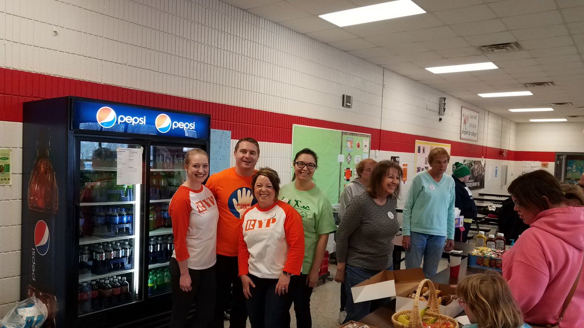 Thank you to our volunteers for helping at a great <a href="/soiowa/">Special Olympics IA</a> event and supporting our <a href="/NSSpecOlympic/">NSSpecOlympic</a> #servingothers