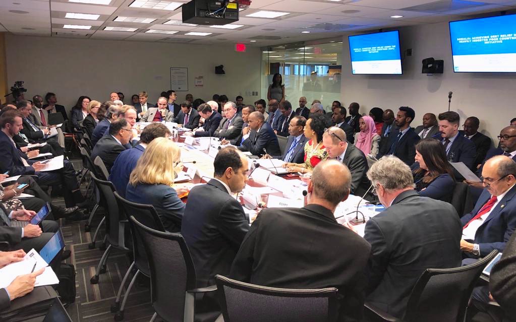 stefanomanservi's tweet photo. Excellent meeting on #Somalia! Confirmation of governments’ commitment and full support from international partners for the dept relief that would put Somalia on the path towards a prosperous and stable future. #WBGMeeting #EUatSpringMeetings https://t.co/p8LzFucsTi