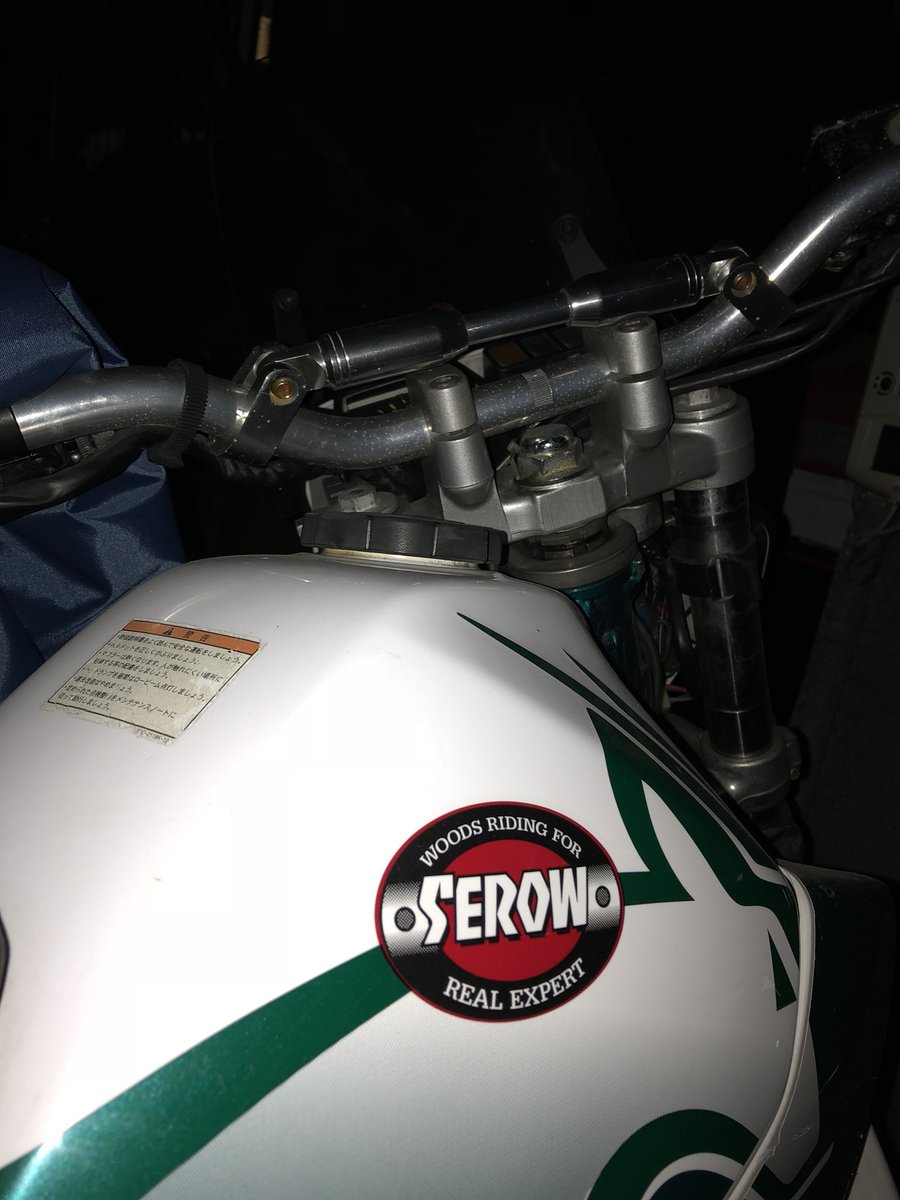 SR400_0603's tweet photo. めちゃくちゃにお久しぶりです！
21歳になりました！
そして皆様にご報告です！

ずっと温めていました。。。 https://t.co/3MyVPoQgcX