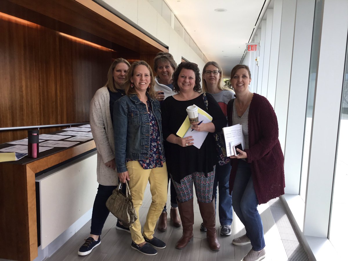 casseiboldsmsd's tweet photo. Great Co-Teaching class at KU this morning! Trailridge teachers win for attendance in numbers! #BeatYesterday https://t.co/hVU3zTbA5A