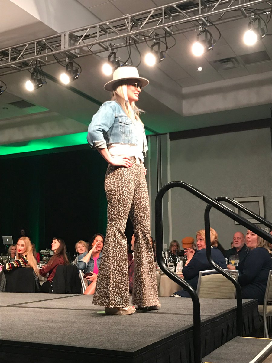 Everyone needs a little animal print in their wardrobe, and don’t forget to #accessorize! <a href="/InVisionMN/">InVision Eyewear</a> <a href="/FreePeople/">Free People</a> <a href="/GalleriaEdina/">Galleria Edina</a>