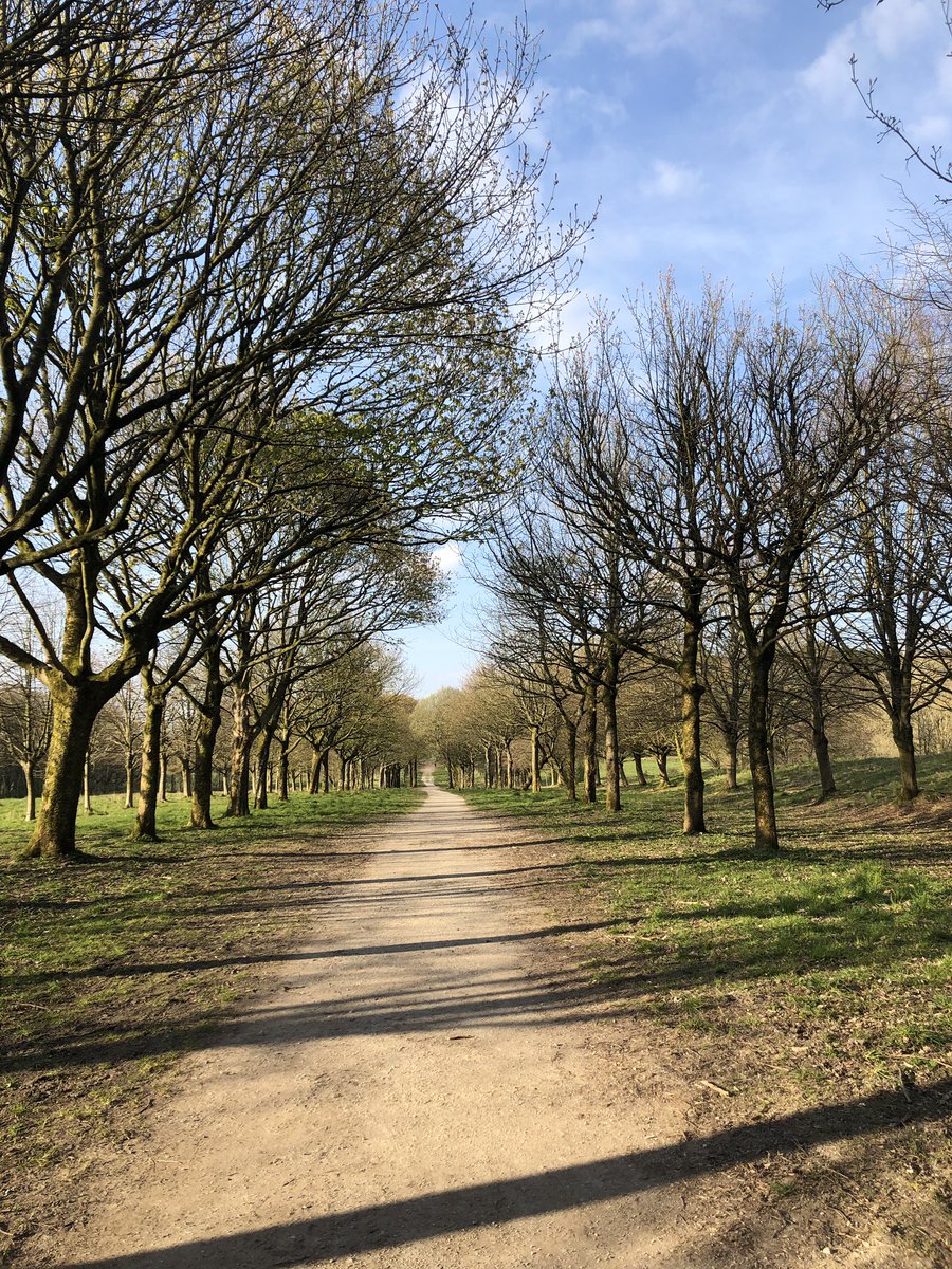 Hope you are all having a wonderful Easter break - what beautiful weather the North West is having 🐾🌞