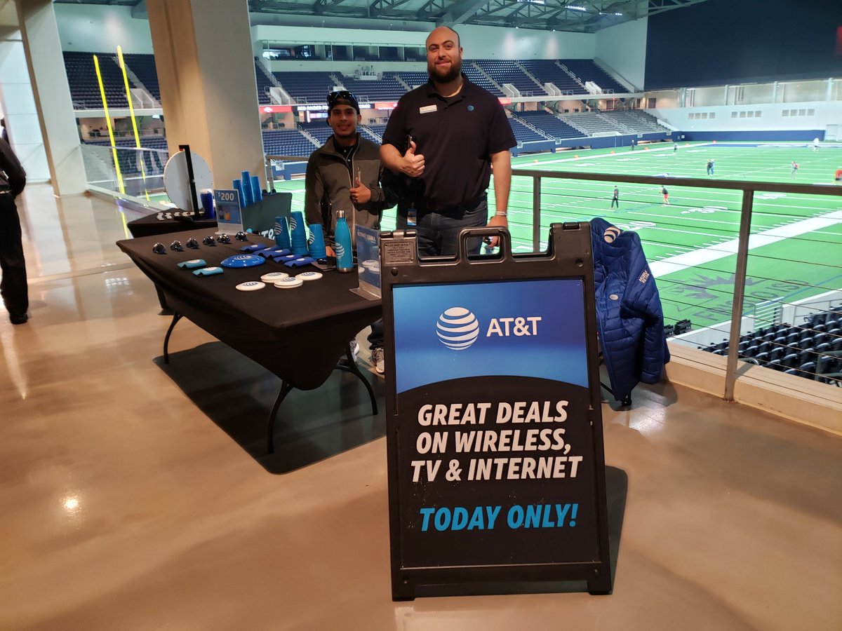 FrisoStokman's tweet photo. Things are looking bright at the Star in Frisco!!! Come see us if your headed to the Texas Tech final Spring Game.

 #POWERCentral #attpinnaclepark #NTXInnovationDrivers #PaintCentralBlue @shawnglinski @LisaKLuff @AmberC_Rendon @TravisChamber5 @brianjshay @fjdevereux @gigem96r https://t.co/cwxV5wlC7g