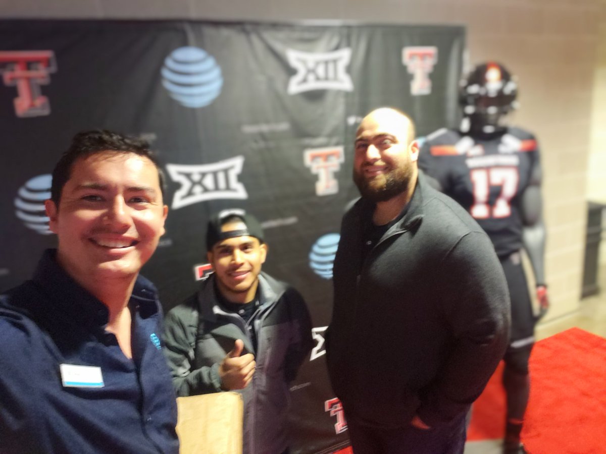 FrisoStokman's tweet photo. Things are looking bright at the Star in Frisco!!! Come see us if your headed to the Texas Tech final Spring Game.

 #POWERCentral #attpinnaclepark #NTXInnovationDrivers #PaintCentralBlue @shawnglinski @LisaKLuff @AmberC_Rendon @TravisChamber5 @brianjshay @fjdevereux @gigem96r https://t.co/cwxV5wlC7g