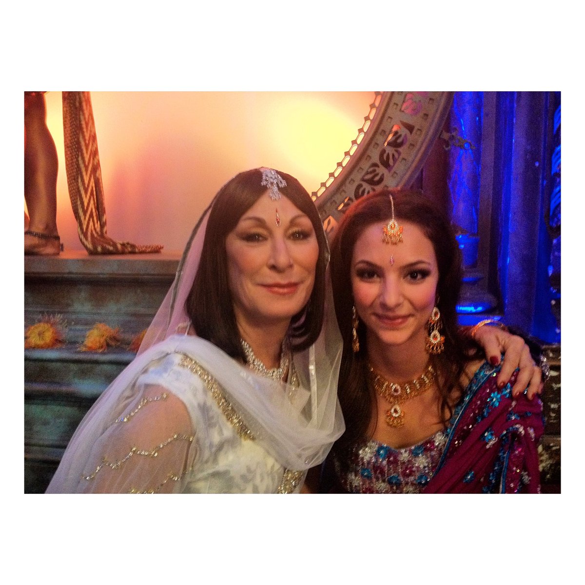 talaashe's tweet photo. oh hi, I am a nervous singer/dancer who has incredibly been asked to do two musical numbers on tv. BOTH were bollywood themed(!) sadly Angelica was not available for #2, but i’m really excited for you to see the #legendsoftomorrow rendition this monday #SMASH #zariinasaree https://t.co/fEyMMUuBmi