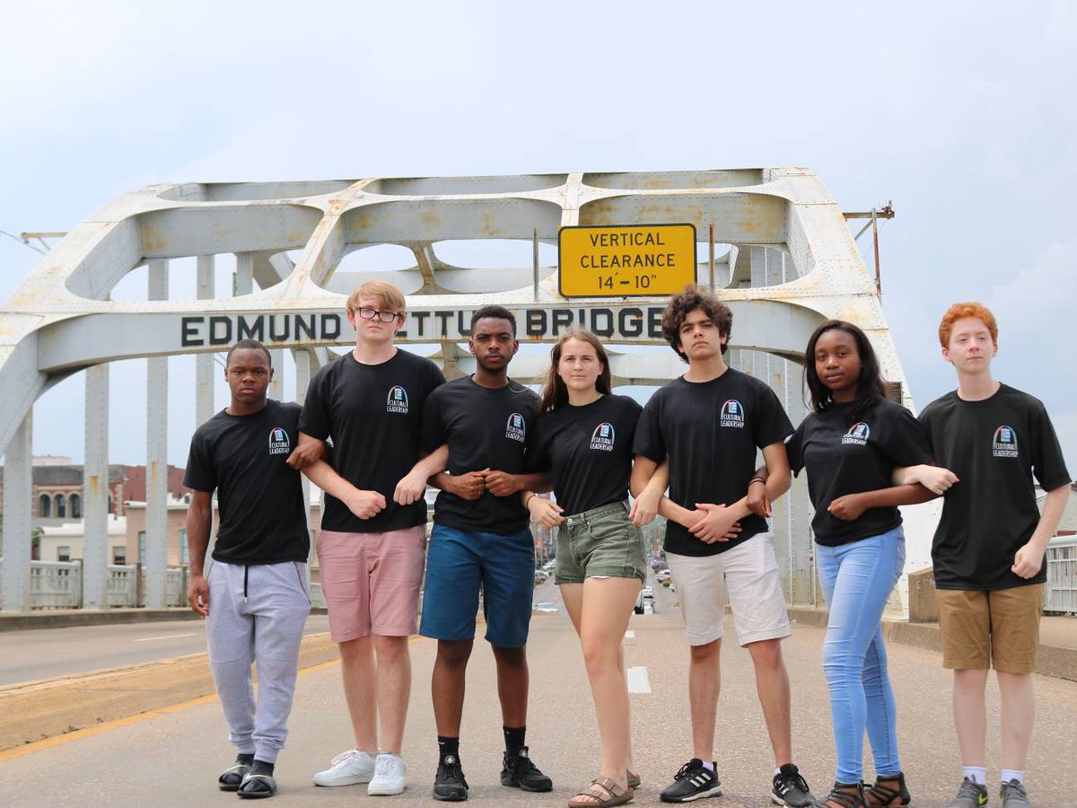 CL_StL's tweet photo. Calling 9th and 10th graders to apply for Class 15 of our High School Leadership Program! Deadline is in THREE days on April 15.

Apply here: 
https://t.co/cVD8fMm7uN https://t.co/1mrIXEwvcf