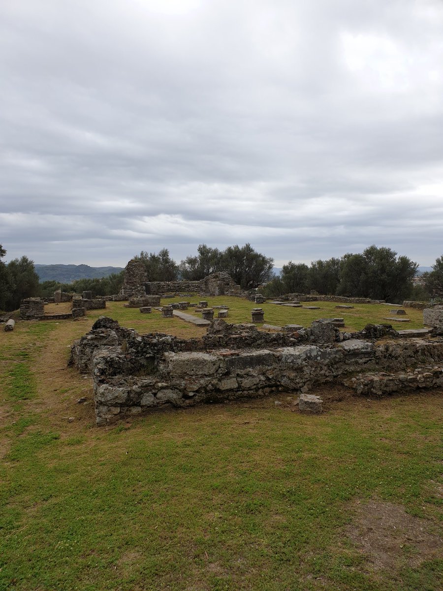 RDClassicsDept's tweet photo. Seeing the main site of Sparta: the agora, sanctuary, and theatre. https://t.co/rUIWtRtiG0