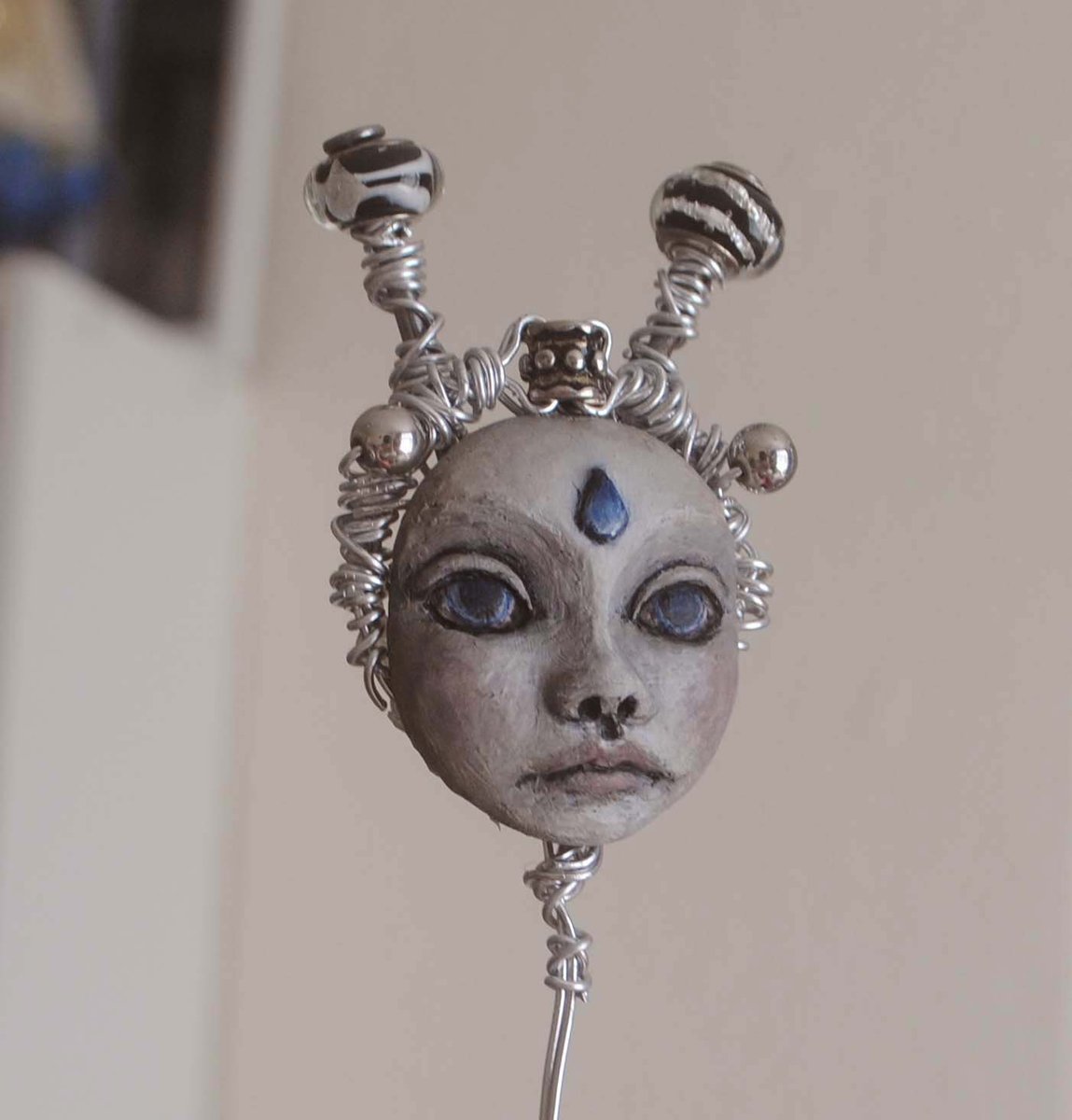 JoannaHartist's tweet photo. The head of a butterfly queen. (Work in progress) https://t.co/YJ89yKJDKf
#artdoll #polymerclaysculpture #butterflyqueen #claysculpture #craftwire #mixedmediaart #textileart https://t.co/4CiE64mhzX