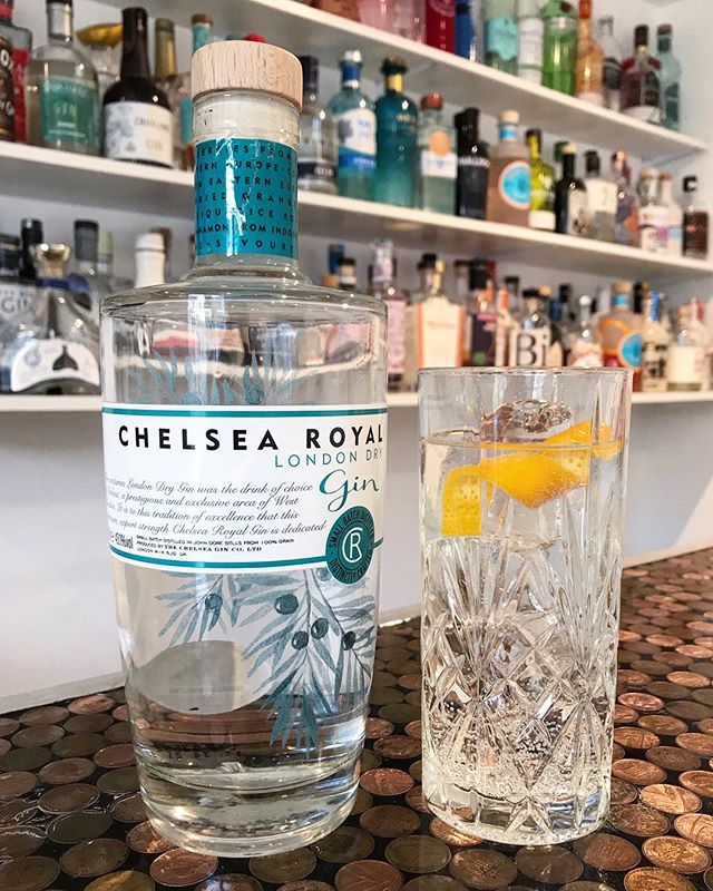 theginbandits's tweet photo. Thanks to @chelsearoyalginofficial for the tickets to @wineandspiritsshow today, good to see you guys again 👍🏼
.
#chelsearoyal #chelsearoyalgin #angusdundee #gin #theginbandits #ginandtonic #gintonic #ginblogger #ginblog #ginlife #ginstagram #ginlover #ginlove #ginfans #ginc… https://t.co/S3nIPJECRt