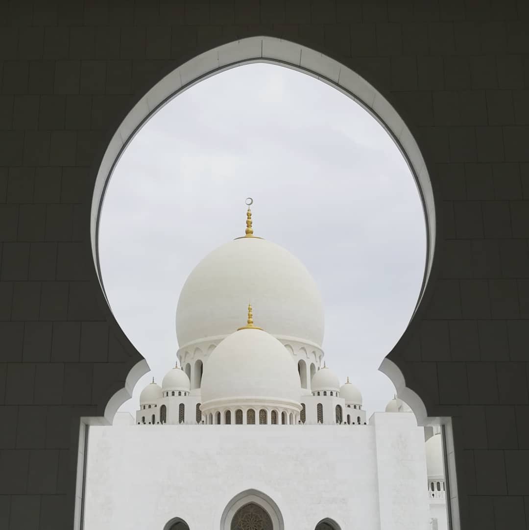 _redcarpet's tweet photo. 🕌
#abudhabi #grandemoschea  #sheikzayedmosque https://t.co/5T5XN8govh
