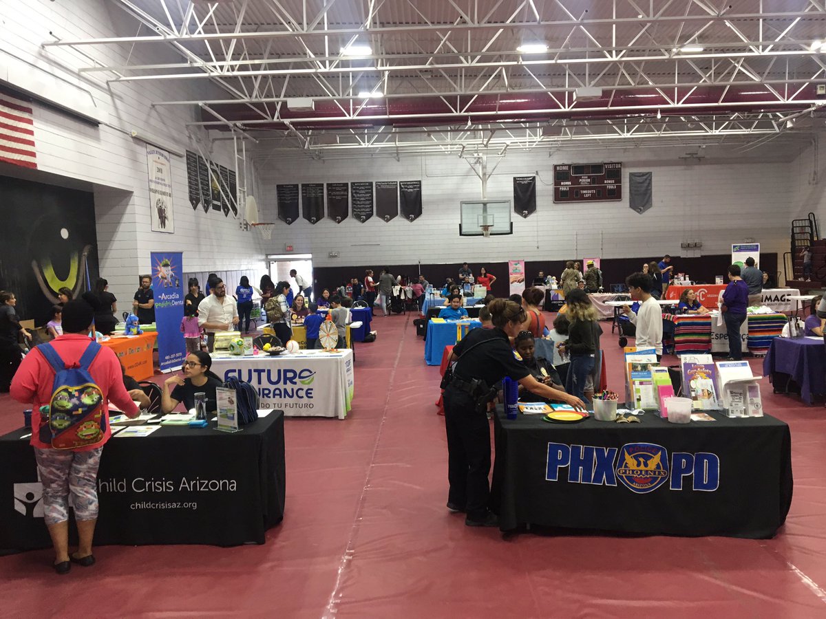 At #WilsonSchoolDistrict Health and Safety Fair. They have gathered all sorts of groups that provide services and programs to our families and community. #AmazingEvent @PhoenixWilsonCP