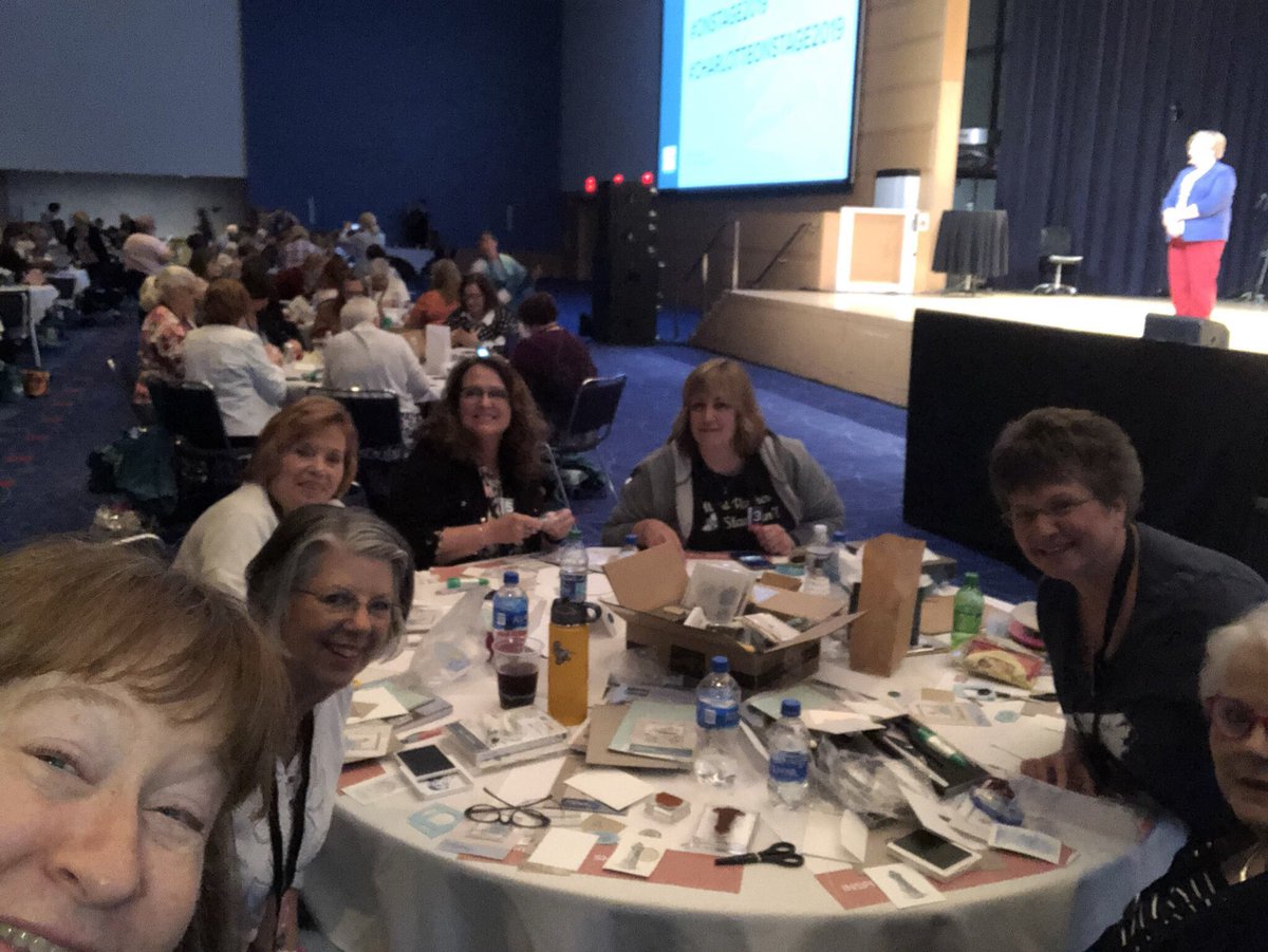 maawmebw's tweet photo. #charlotteonstage2019 https://t.co/UBhy6jAt8c
