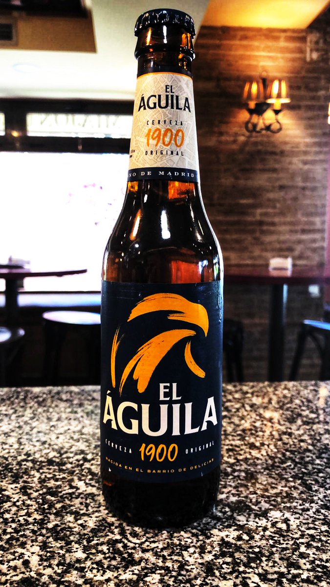 Está de vuelta y la hemos incluido en la lista de cervezas de nuestro local de la calle Serrano.
¿Te acuerdas de ella?
Ven a disfrutarla. #cerveza #elaguila #cervezademadrid