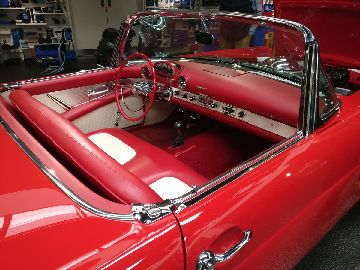 Emily (@carartbyemily) on Twitter photo Using the Wolseley and the Jag to take people for drives from <a href="/BMMuseum/">British Motor Museum</a> to <a href="/Laser_Tools/">Laser Tools</a> today... Plus spotted <a href="/Popbangcolour/">Popbangcolour</a>'s Morgan #wolseley1100 #maggiethewolseley #jaguarmk2 #gracethejag #morgan #thunderbird Using the Wolseley and the Jag to take people for drives from <a href="/BMMuseum/">British Motor Museum</a> to <a href="/Laser_Tools/">Laser Tools</a> today... Plus spotted <a href="/Popbangcolour/">Popbangcolour</a>'s Morgan #wolseley1100 #maggiethewolseley #jaguarmk2 #gracethejag #morgan #thunderbird
