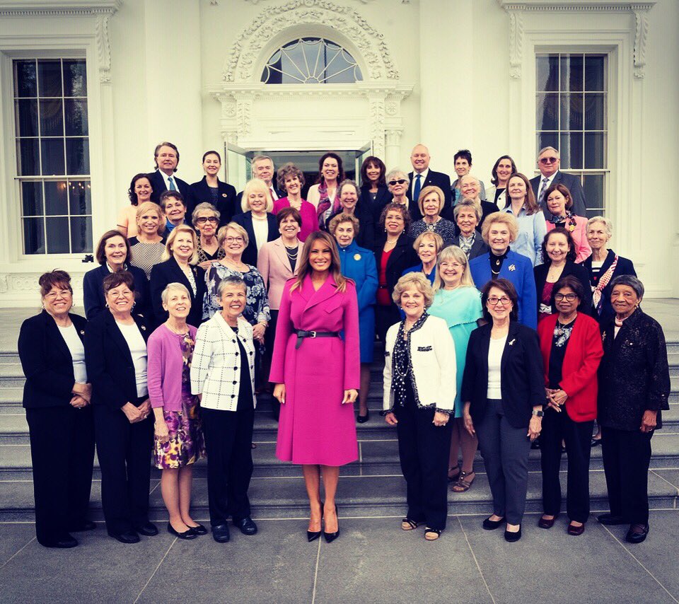 FLOTUS45's tweet photo. So grateful to all the @WhiteHouse volunteers who give their time &amp; talent helping in so many ways.  Thank you for all you do! #VolunteerWeek https://t.co/mi53Cd7KvX