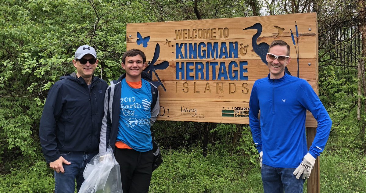 SBFamilyFund's tweet photo. Thank you @anacostiaws for a great Earth Day 2019! @SBFamilyFund #AWSEarthDay https://t.co/C56teomBcE