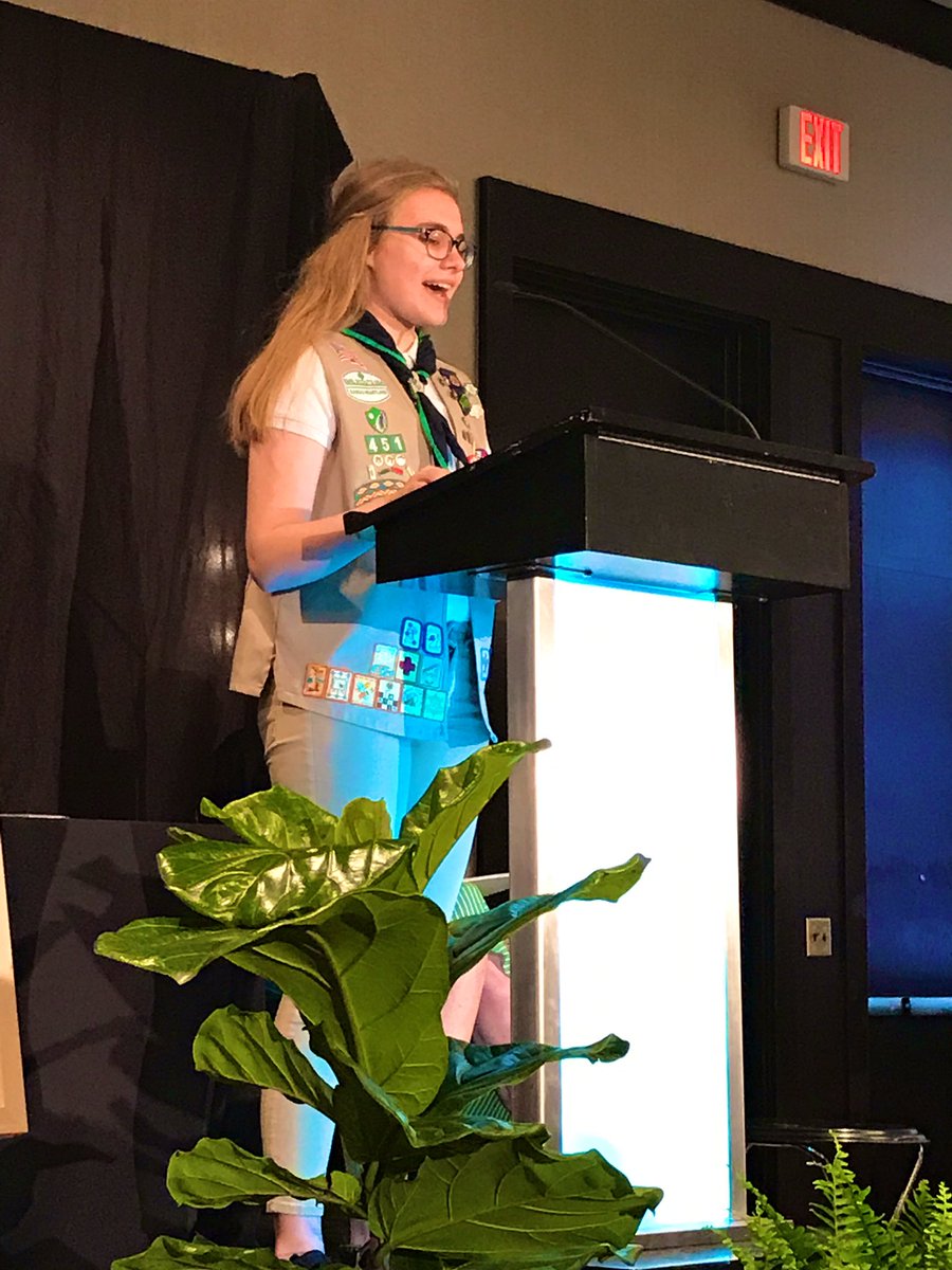 rlgroene's tweet photo. Niya Burks is the Girl Scout Youth Member speaker at today’s Juliette’s Pearls Leadership Society event. She’s the definition of a G.I.R.L.: go-getter, innovator, risk-taker and leader. The future is bright thanks to @KSGirlScouts. @TextronAviation is proud to sponsor. https://t.co/NiMags9eWt