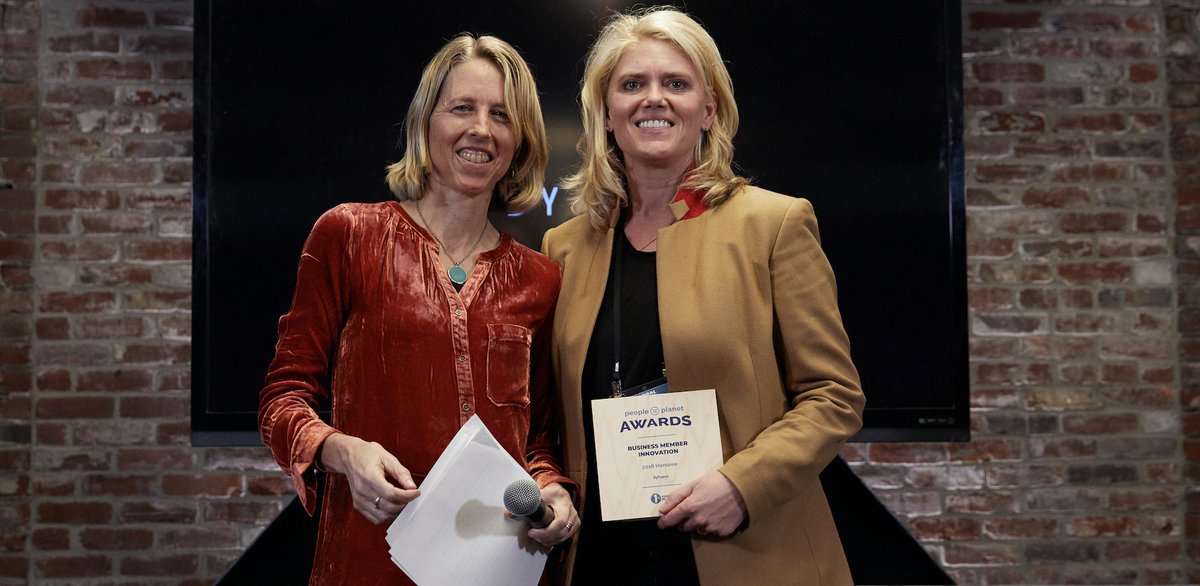 1PercentFTP's tweet photo. At Global Summit, we recognized @ByFusionPBC for its ByFusion Blocker, an industrial machine for municipalities and recycling facilities that can convert 100% of plastic waste into an advanced new building material.
#onepercentsummit #alltogetherfortheplanet https://t.co/Qysx69j029