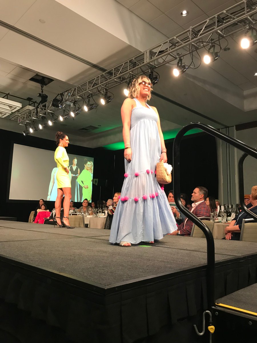 Explore Edina tweet media