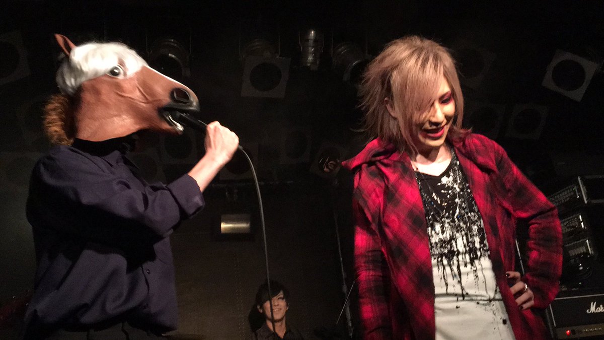 umatori_fan's tweet photo. トゥーディー&amp;馬！！！

4枚目なんかいい！！！好き！！！

#三歓四音 #鳥と馬 #Twozzy69
#恵比寿clubaim https://t.co/1qAEiXDZsl