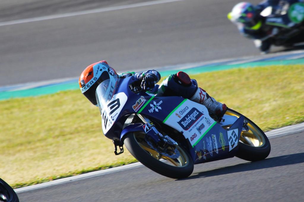 IgaxTeam's tweet photo. 🥈 Primer podio del año y 'pole position' en la categoría pequeña 🏍💨
RACE 1 | #PreMoto3 ➡ P.2 #DavidReal | ❌ #MarcoMorelli tras una caída cuando lideraba la carrera 😔
QUALY - #85GP ➡ P.1⃣ #DaniDomínguez P.2⃣ #MarcosLudeña 😁 https://t.co/5qzibjzEsx