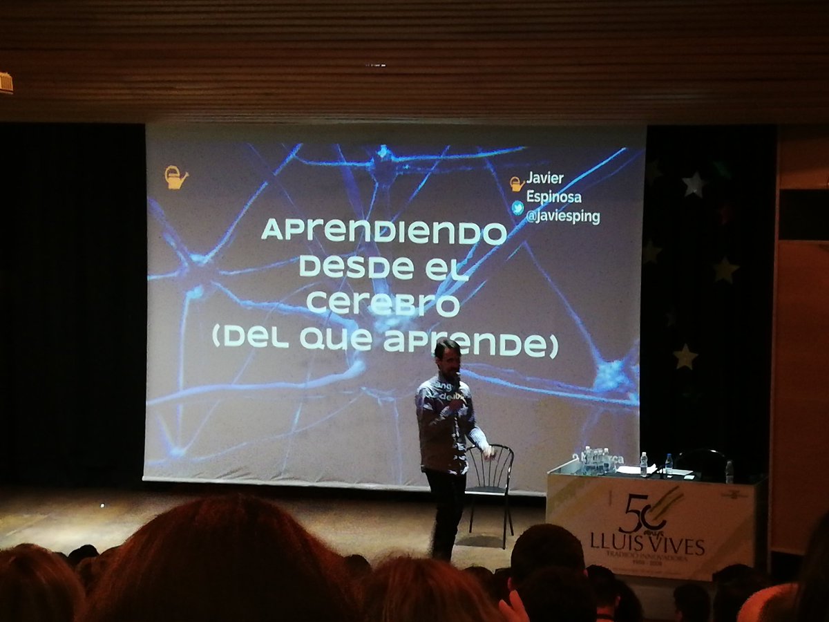 AfricaSerra's tweet photo. Darrera ponència. #InnovaMallorca2019 https://t.co/mpwGZwUwdE