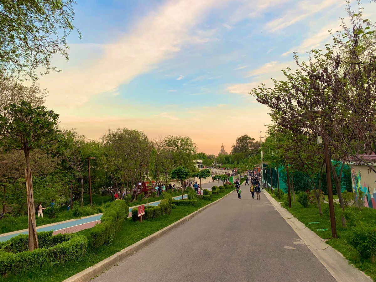 myrobita's tweet photo. Once a Central Zoo of #Tashkent was here. Now it is called Island of Lovers 💞, #EcoPark named after #Bobur. https://t.co/ZKTngmi4oN