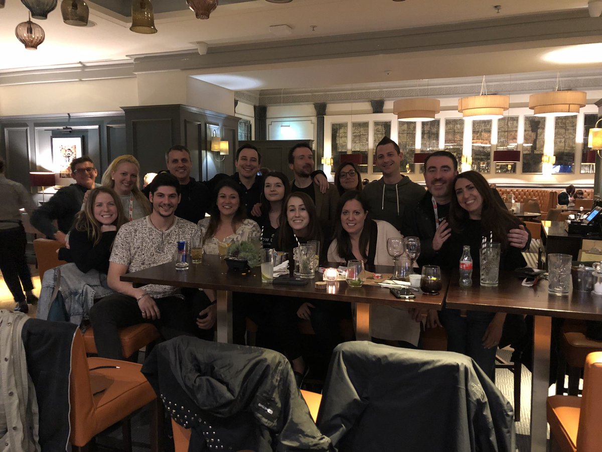 lauraroth's tweet photo. The @Conductor crew after another awesome @brightonseo 🙌🏼☺️#BrightonSEO https://t.co/YwZAhAbO24