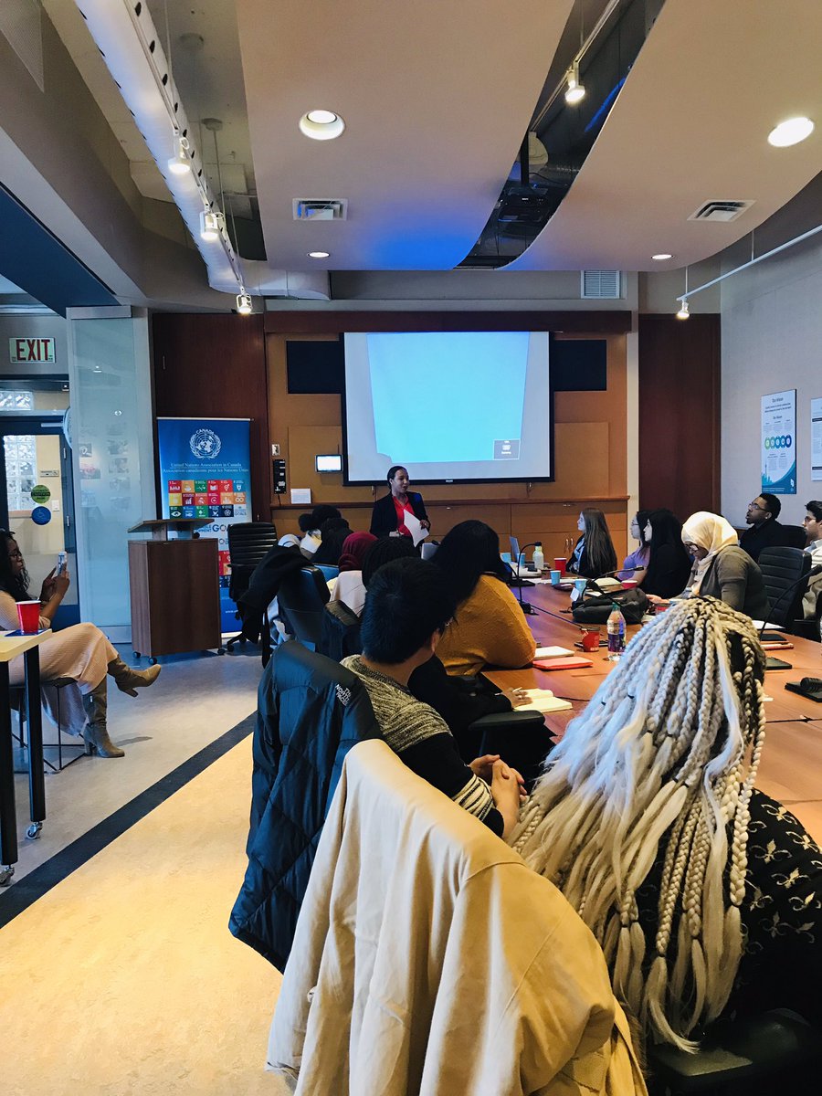 UNACanada's tweet photo. Tashika Gomes, Marketing + Communications Program Director for #PrettyGirlsWork and Founder/Brand Strategist for @theviragoTO, empowering our participants with a Branding and Marketing workshop. #youngentrepreneurs #impactskills @rbc @TOHousing @UNACanada https://t.co/8zFL4qA3dY