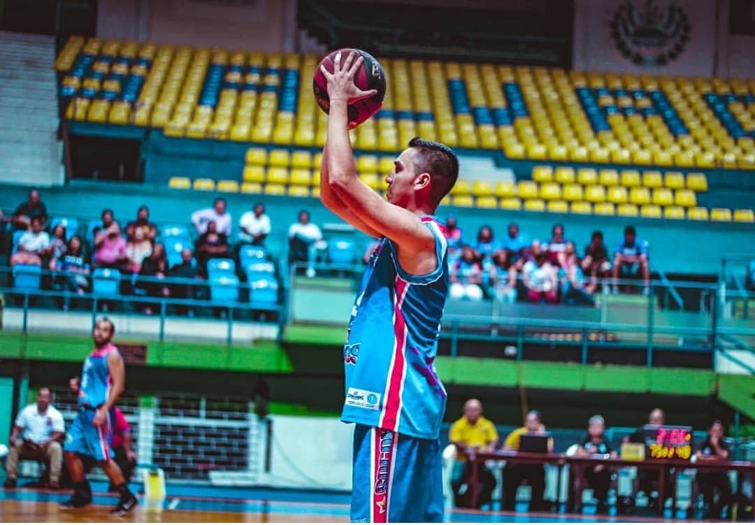 #Regresa nuestro Capitan  Anibal Mendez a la familia Bruja!!  Ya recupera y listo para defender los colores del equipo BRUJOSBKBLMB <a href="/RicardoMendez07/">Anibal Mendez</a>
<a href="/LMB_ELSALVADOR/">LMB EL SALVADOR</a>
<a href="/LMB_ESA/">LMB</a>
#SomosIzalco 🌋🌋🌋 #SomosBrujos 🔥🔥🔥 #GoBrujos 🏀🏀🏀 1,2,3 #Brujos 👊👊👊
BRUJOS BKB LMB