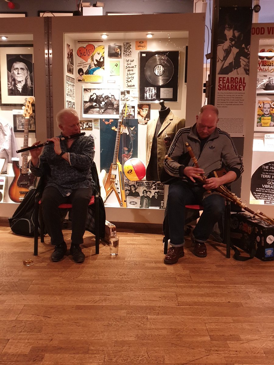Had a brilliant time on the <a href="/TradTrailBel/">Belfast Trad Trail</a> with <a href="/McCrackenSara/">Sara McCracken</a> <a href="/ballygocat/">Peter Hall</a> <a href="/colingregg/">Colin Gregg 🇺🇦</a> There may be a video of me attempting Irish dancing so watch this space!! belfasttradtrail.com