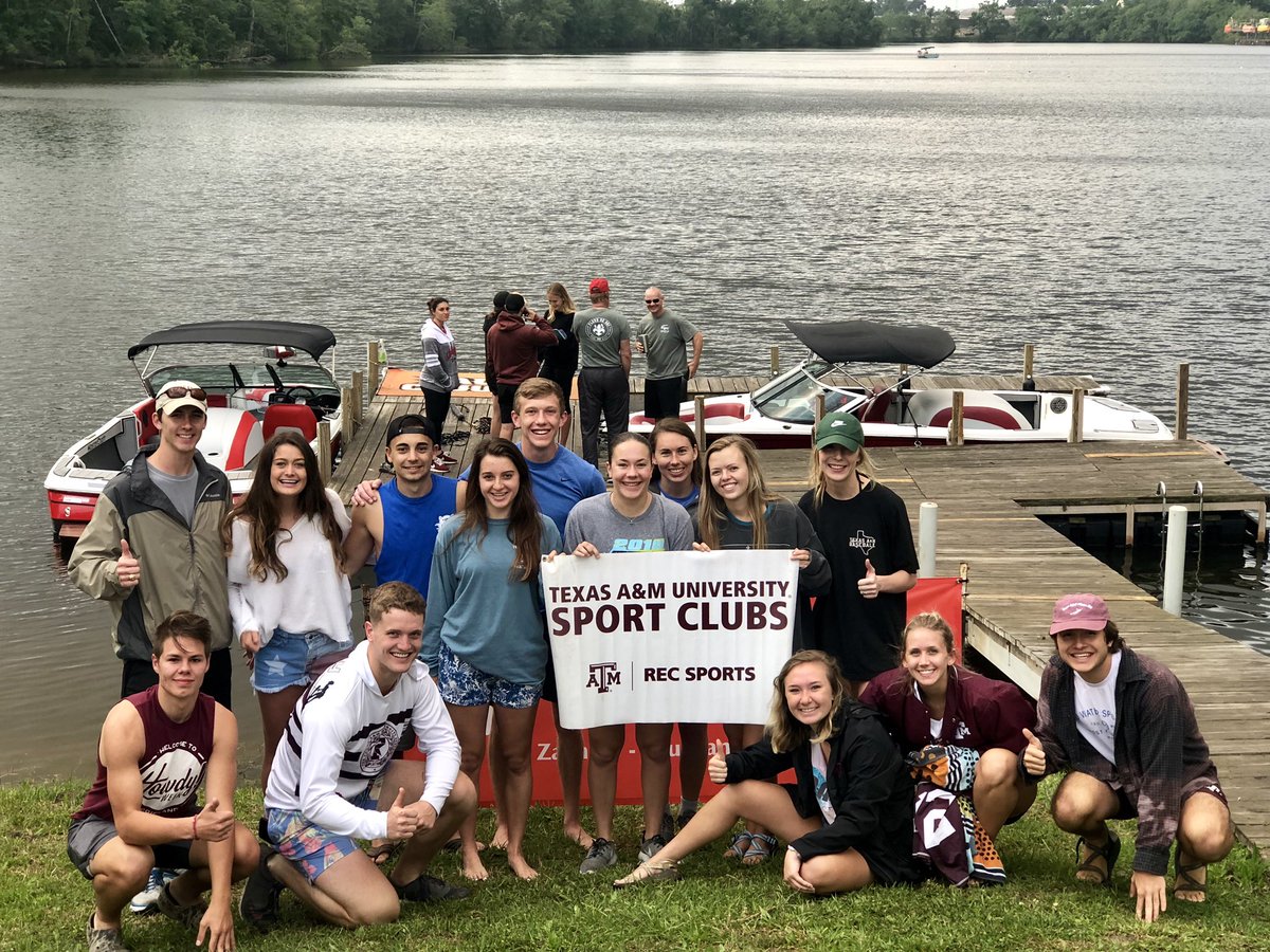 TAMU_Waterski's tweet photo. Of the dock bright and early this morning! TAMU waterski is ready to shred! @RecSports https://t.co/rCyNbvWRTR