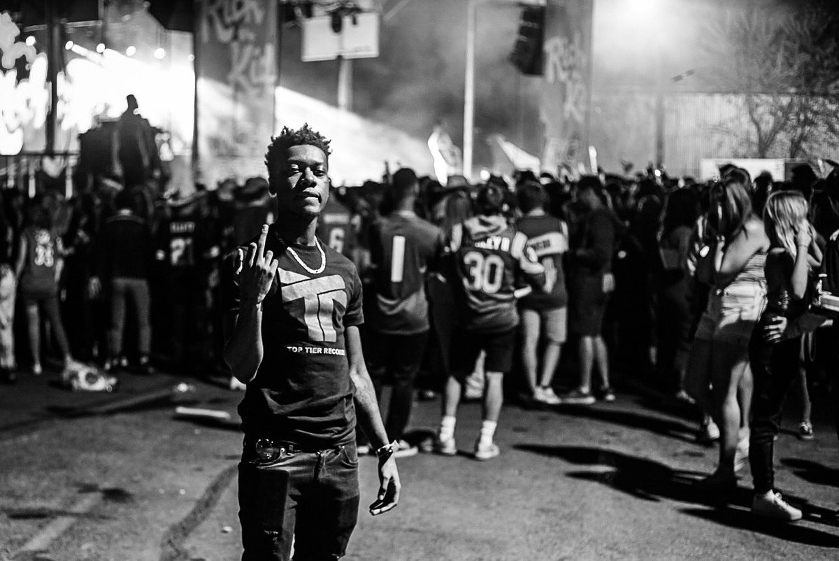 TeePhill_'s tweet photo. Just Work, The Rest Gone Come. Worry About Your Own Campaign 🥇 #TopTierRecords #LLTJ #rowweek2019 https://t.co/wwkiyGxMIU