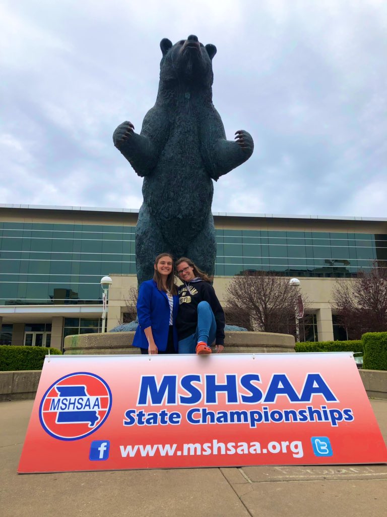 karenlflood's tweet photo. Can’t miss the best photo op! @MissouriState @nat_walsh9 @rhyennn @CoachSBaize @SpartanSpeakers #state https://t.co/mGGMTpD1tk