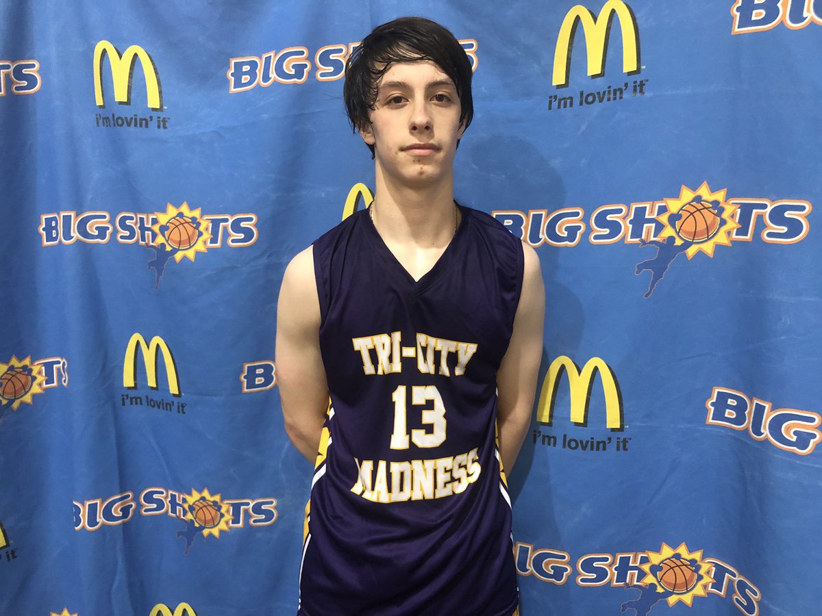 BigShotsGlobal's tweet photo. #BIGSHOTS #SCTIPOFF 16U
Tri-City Madness 46
Harley Widner 11
Justin Morton 11
Carolina Express 40
Jaylen Hollis 12 https://t.co/fTQsQyOcLO