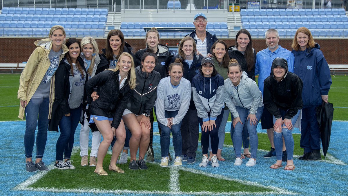 GoHeels's tweet photo. .@uncwlax alumni canโt stay away!
#GoHeels https://t.co/BLxXiUS05i
