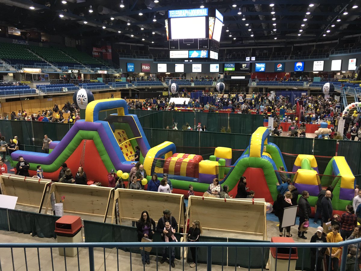 jdirvinglimited's tweet photo. Today we were at Harbour Station Saint John for Amazeatorium! The best family day of the year did not disappoint with over 70 interactive booths for children representing science, art, animals, music, robots and more. Proud sponsor of this AMAZING event! @AMAZEatorium https://t.co/n3tj2no4Z1