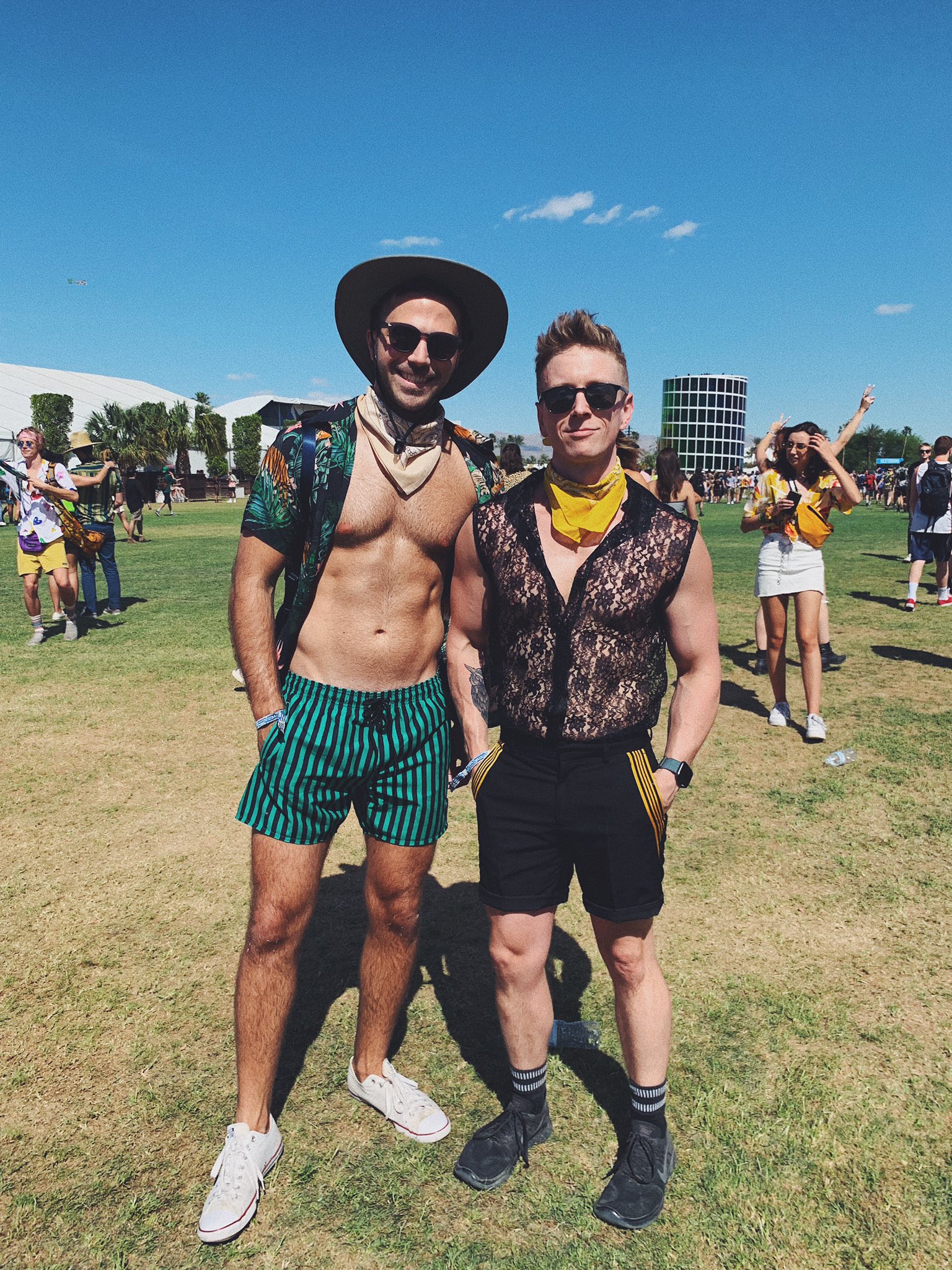 Syd Kartofler Watt tyler oakley on Twitter: "#coachella: day 1 https://t.co/K7DxDK6WvC" /  Twitter