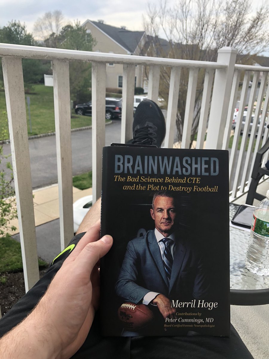 Youth_Football's tweet photo. If you are a football coach, player, or parent you need to read @BrainwashedBK! #CoachingLife #SaveYouthFootball https://t.co/0vTiM72uah