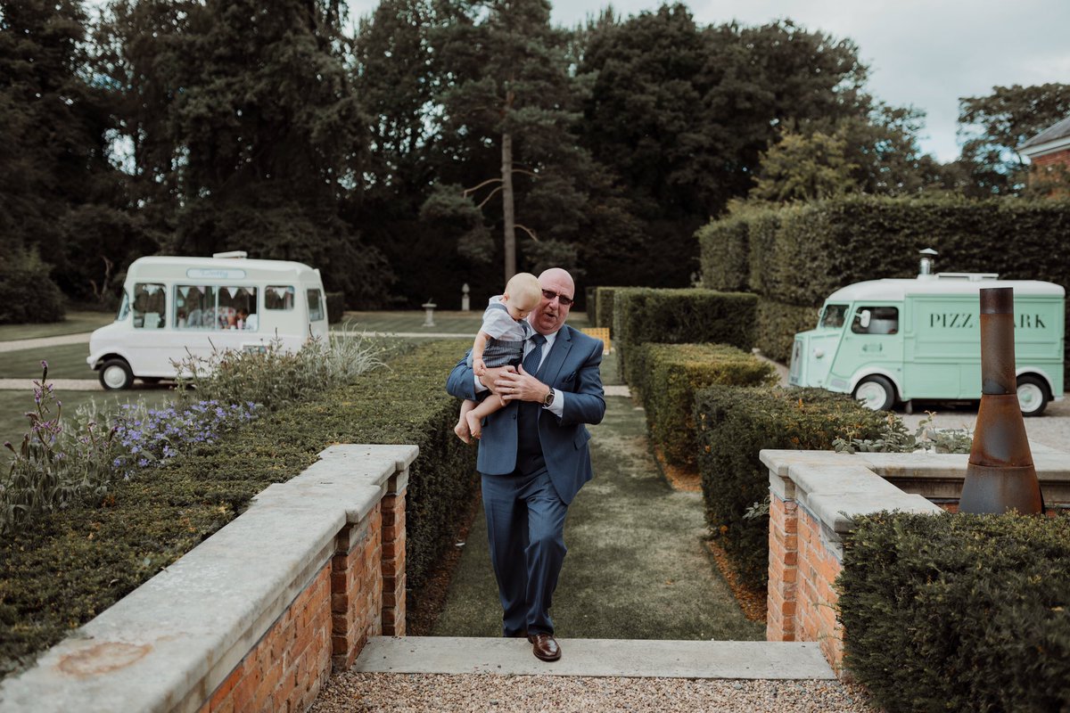 dottyicecream's tweet photo. How cute do Dotty the Vintage Ice Cream Van &amp; Pizza in the Park look together 💕😋 Venue &amp; Pizza Van: @iscoydpark #vintagelove #gettingmarried #wedding #bride #vintage #vintageicecreamvan #love #icecreamvan #icecream https://t.co/3OybyTOHzO