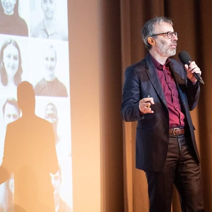 inlinx's tweet photo. A few pics from our London launch! 🚀🎇Thanks @davidschneider @GeorgieBarrat @adamhess1 @Toriecampbell @MarkPreston1969 and @andrew_davis and everyone present ❤️for making it a great event! For more pics see our https://t.co/FXliaIpXGI #socialmedia #inlinx #london #some #connect https://t.co/IGZGs7DPKh