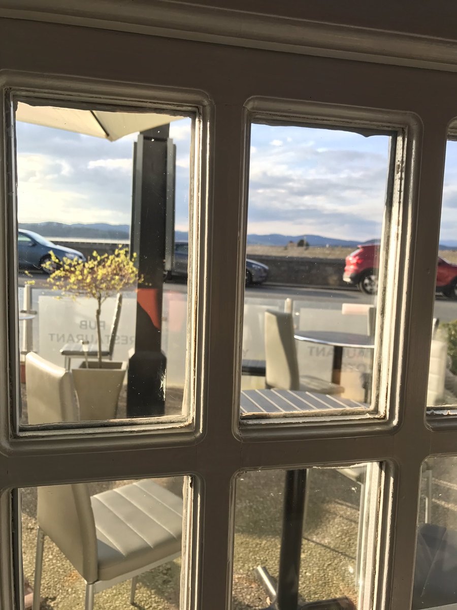HighlightsRural's tweet photo. A sunny and sell-out evening in #Arnside #Cumbria for #RouseYeWomen @townsendprod. https://t.co/T5C4hYJwZ9