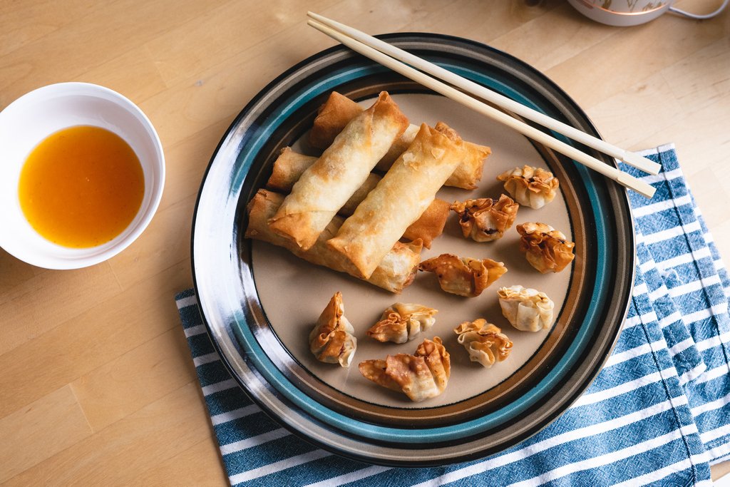 summfoods's tweet photo. Make your lunch count today - add a little crisp to your meal with our Crispy Spring Rolls and Crispy Pork Wontons🥢
#SpringRolls #Wontons #Lunch #madeinCanada #nutfree #dairyfree #eggfree #nomsgadded #omnomnom #foodie #food #foodporn #yummy #delicious #yvr #canada https://t.co/XijYNb4tWS