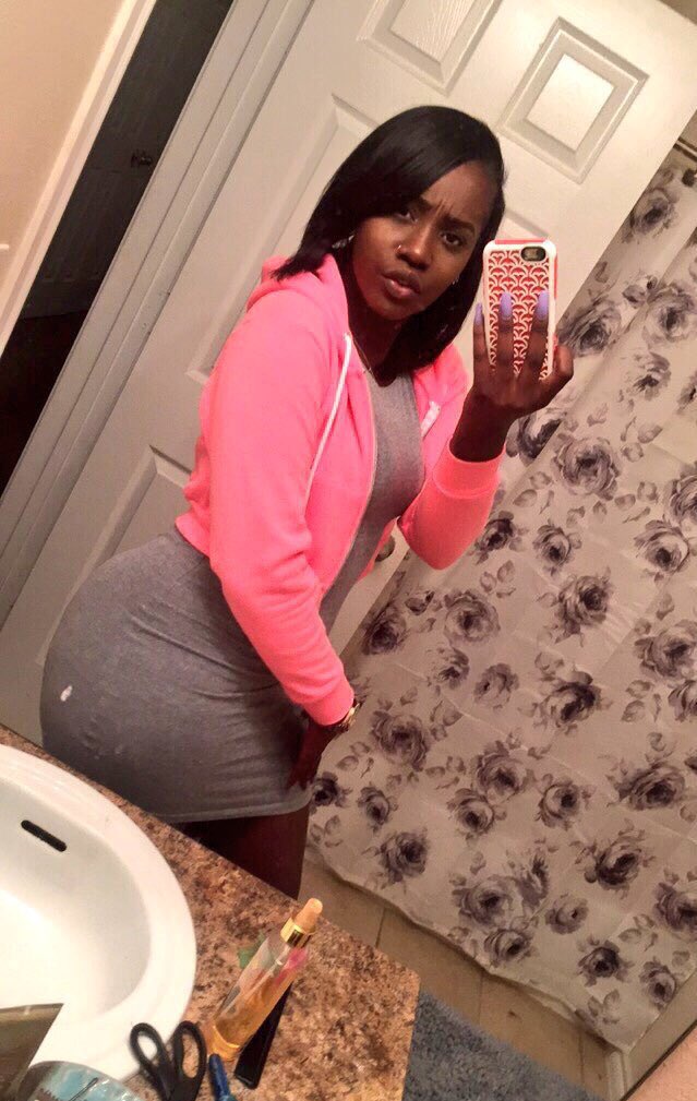 VannaGotTheCake's tweet photo. yall remember how fine i used to be 😪 https://t.co/SWiJKNMBQm